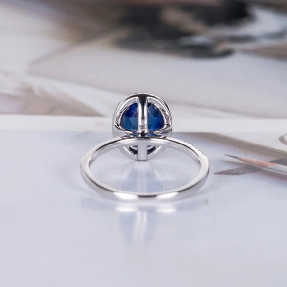 *NEW*925 Silver Oval Cut Sapphire Ring - Picture 4 of 6